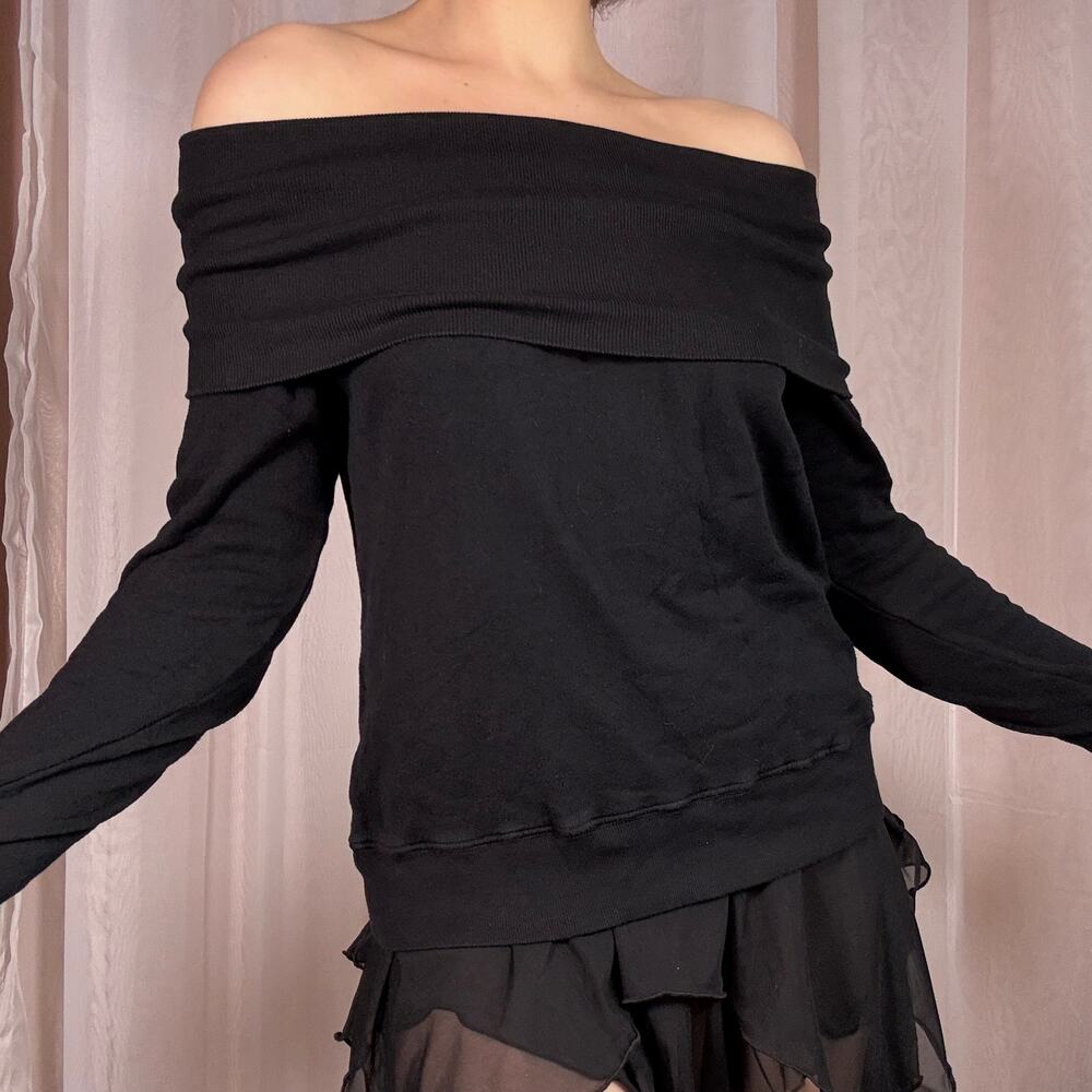 Pam & Gella Black Off-Shoulder Top by Sz M